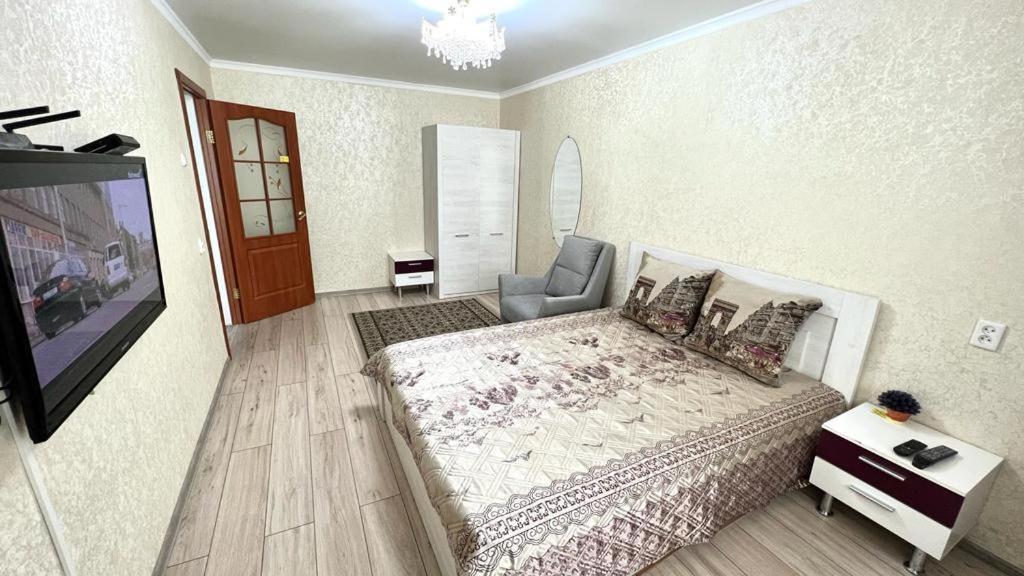 Апартаменты 11 Мкрн-3 Aktobe Exterior photo